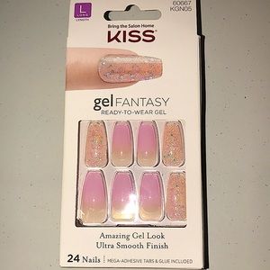 KISS Gel Fantasy Press On Nails